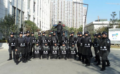 新疆农民捐26万买22辆摩托车送给乡政府维稳